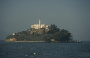 Alcatraz von einem Rundfahrtschiff
